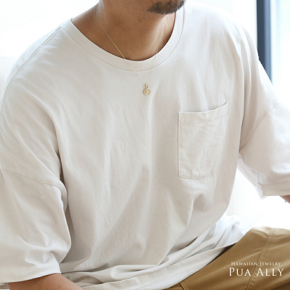 ハワイアン トロピカルウル ペンダントトップ男性着用画像/ハワイアンジュエリーブランドPUAALLY(プアアリ)