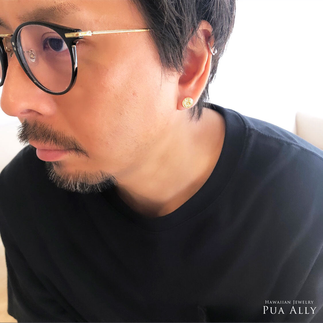 ハワイアン コイン ピアス男性着用画像/ハワイアンジュエリーブランドPUAALLY(プアアリ)