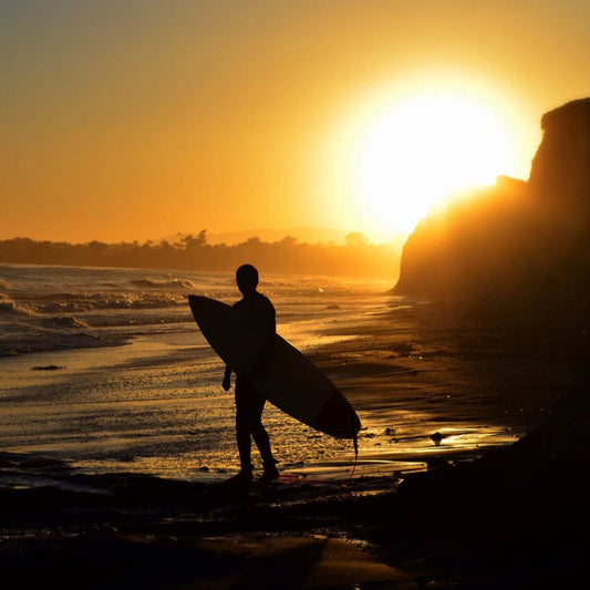 普段の装いに「品格」をプラス。PUA ALLYで購入可能なメンズジュエリーを紹介。