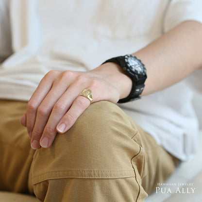 ハワイアン ゴールドスパークパイナップル リング男性着用画像/ハワイアンリング/ハワイアンジュエリーリング/ハワイアンジュエリーブランドPUAALLY(プアアリ)