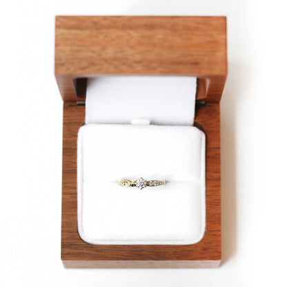 ハワイアンジュエリーエンゲージリングウェーブド0.3ctイエローゴールドK18木箱