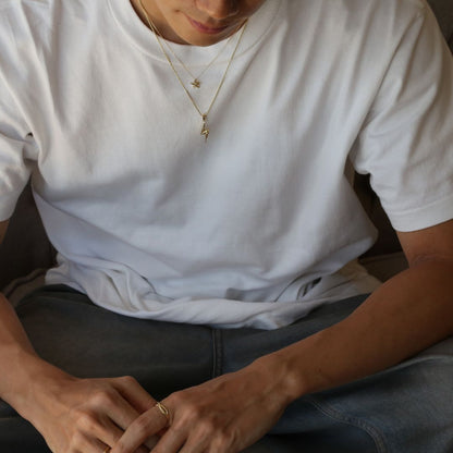 ハワイアン ライトニング ペンダントトップ L男性着用