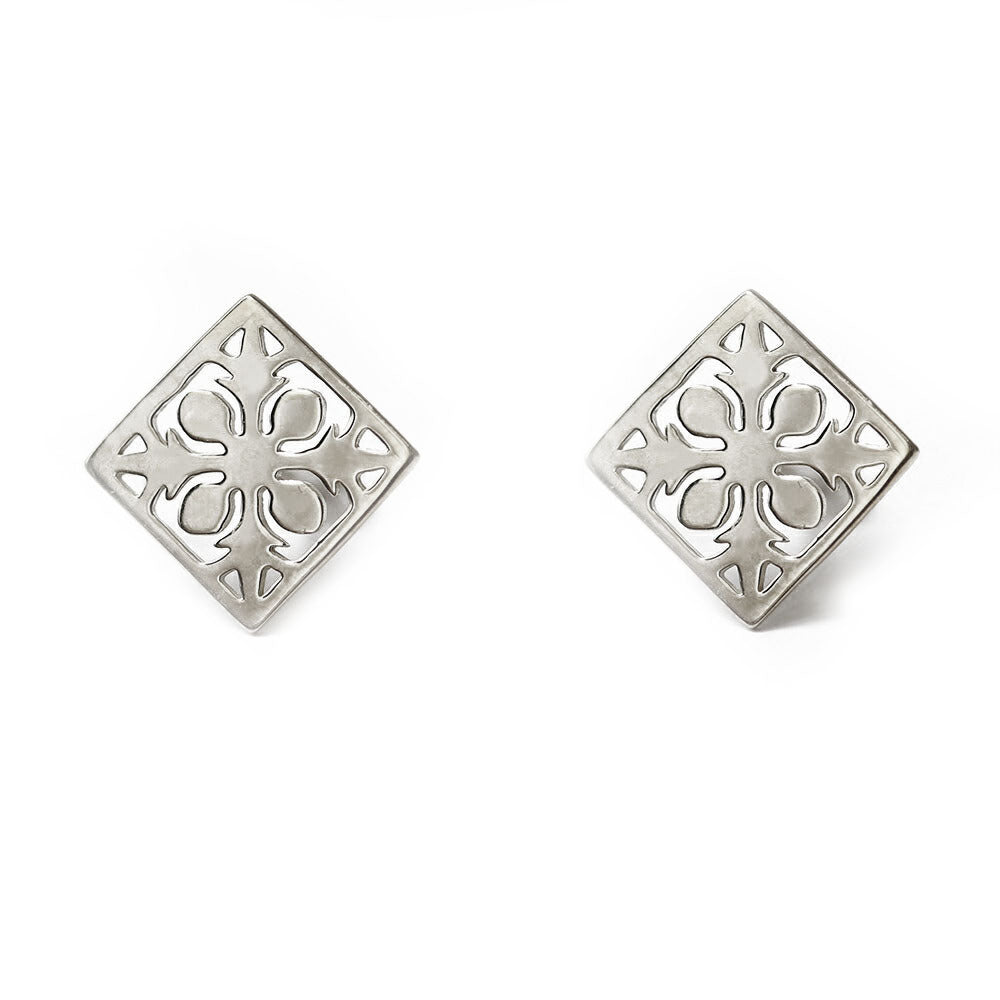 Pt900 ハワイアン キルト ピアス表題/ハワイアンジュエリーブランドPUAALLY(プアアリ)