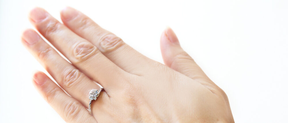 K18 0.3ct エンゲージリング Hoku le´a-幸せの星-