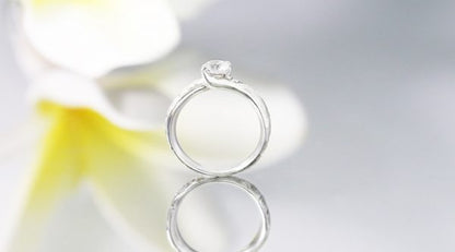 Pt900 0.5ct エンゲージリング Makaniマカニ-風-