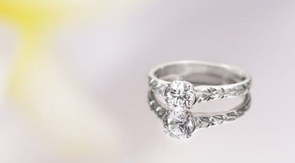 K18 0.7ct エンゲージリング Hokuleleホクレレ-流れ星-