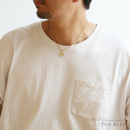 K14 ハワイアン アーバントリップ ダイヤモンドコインペンダントトップ L男性着用画像/ハワイアンジュエリーブランドPUAALLY(プアアリ)
