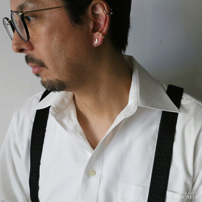 K18 ポロル 片耳ピアス男性着用画像/ハワイアンジュエリーブランドPUAALLY(プアアリ)