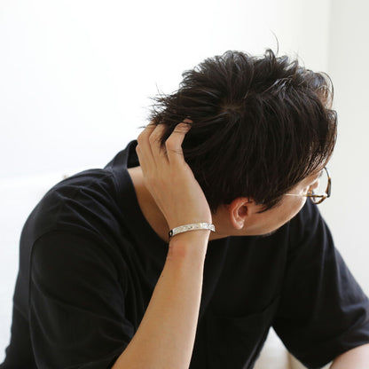 Pt900/K18 ハワイアン 太陽 カフ バングル着用2